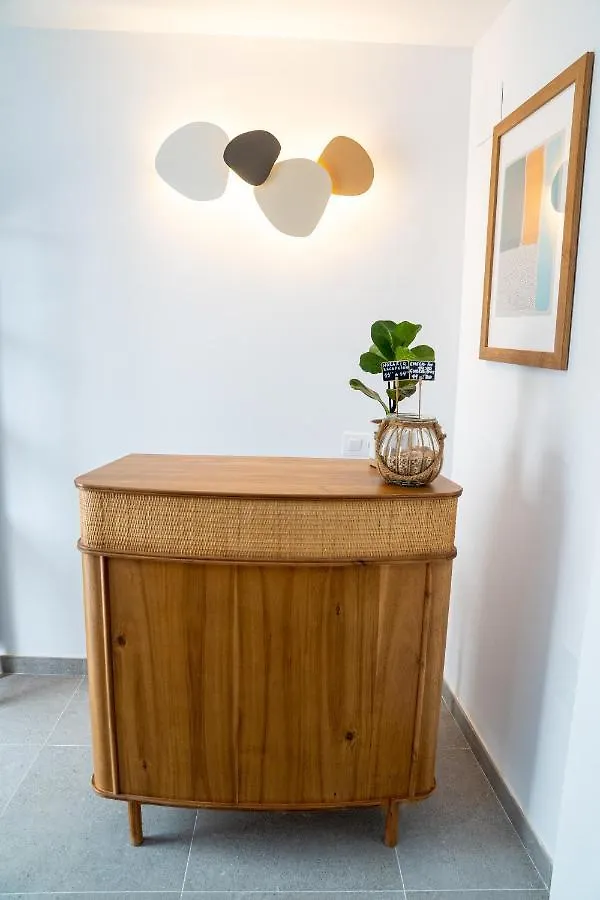 Hostal Tarantelo Conil Conil De La Frontera Guest house