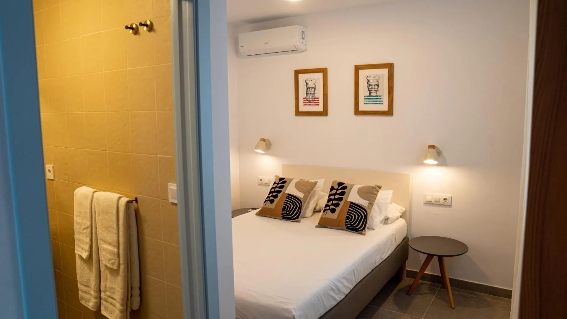 Hostal Tarantelo Conil Conil De La Frontera Spain